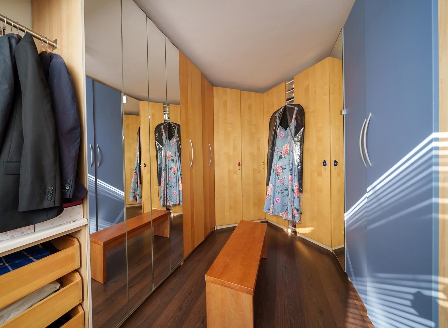 2.OG: Ankleidezimmer