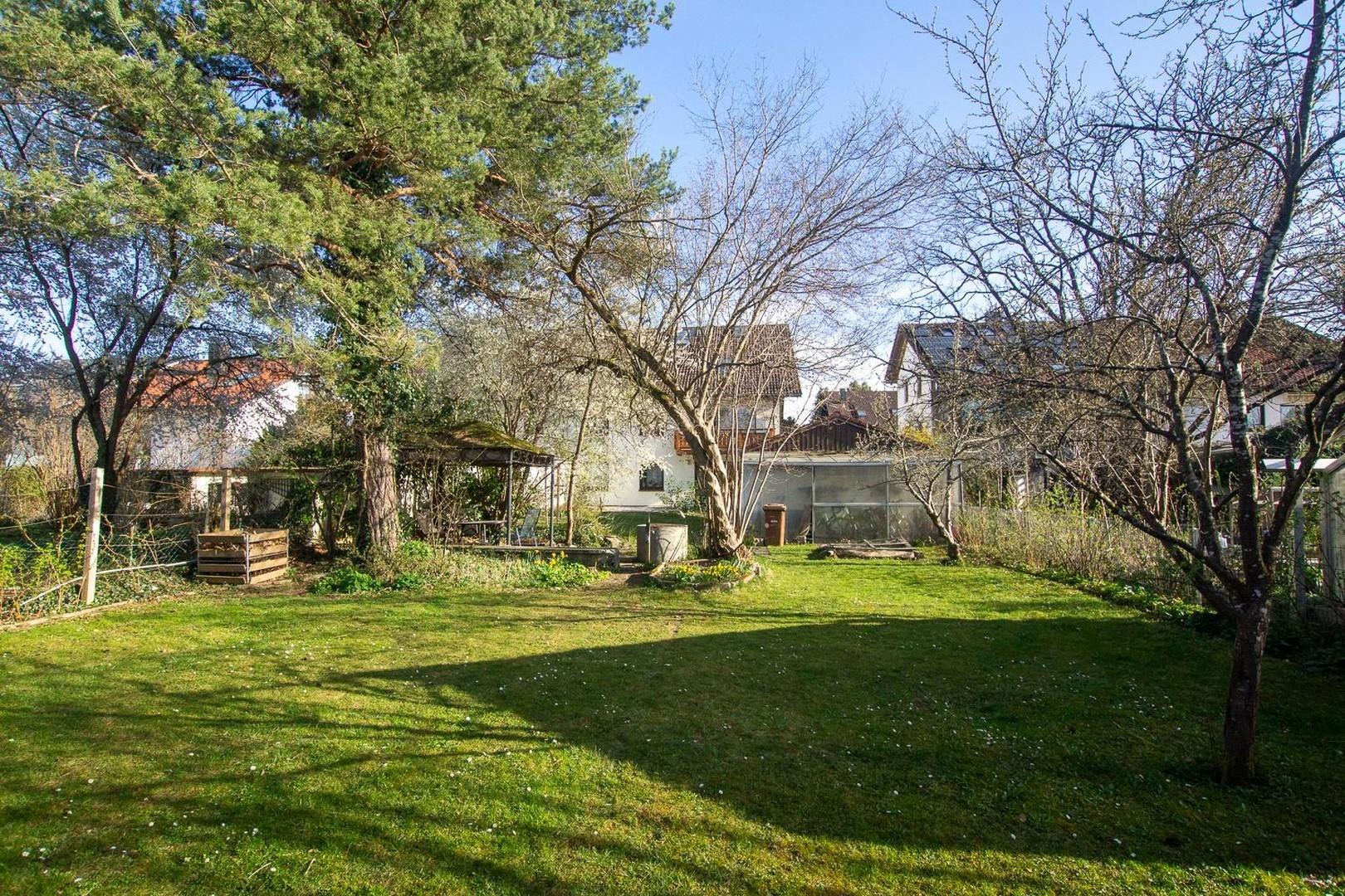 Garten; Blick Richtung Süden