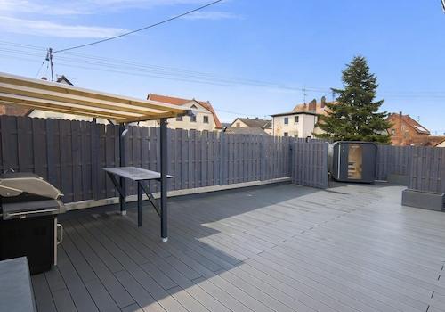 Große Terrasse (Wellness)