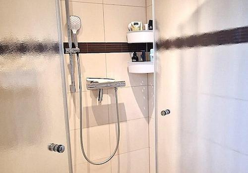 Gäste-WC Dusche_3