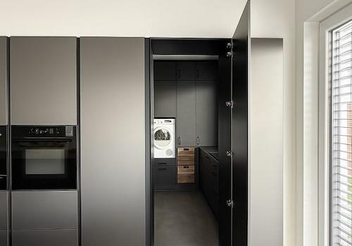 Durchgang zum Hauswirtschaftsraum