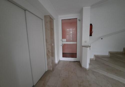 06-hellesTreppenhaus