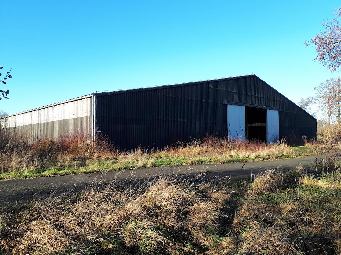 Halle Blick auf die Rückseite