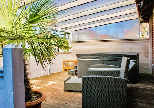 Blick auf Wellness-Terrasse