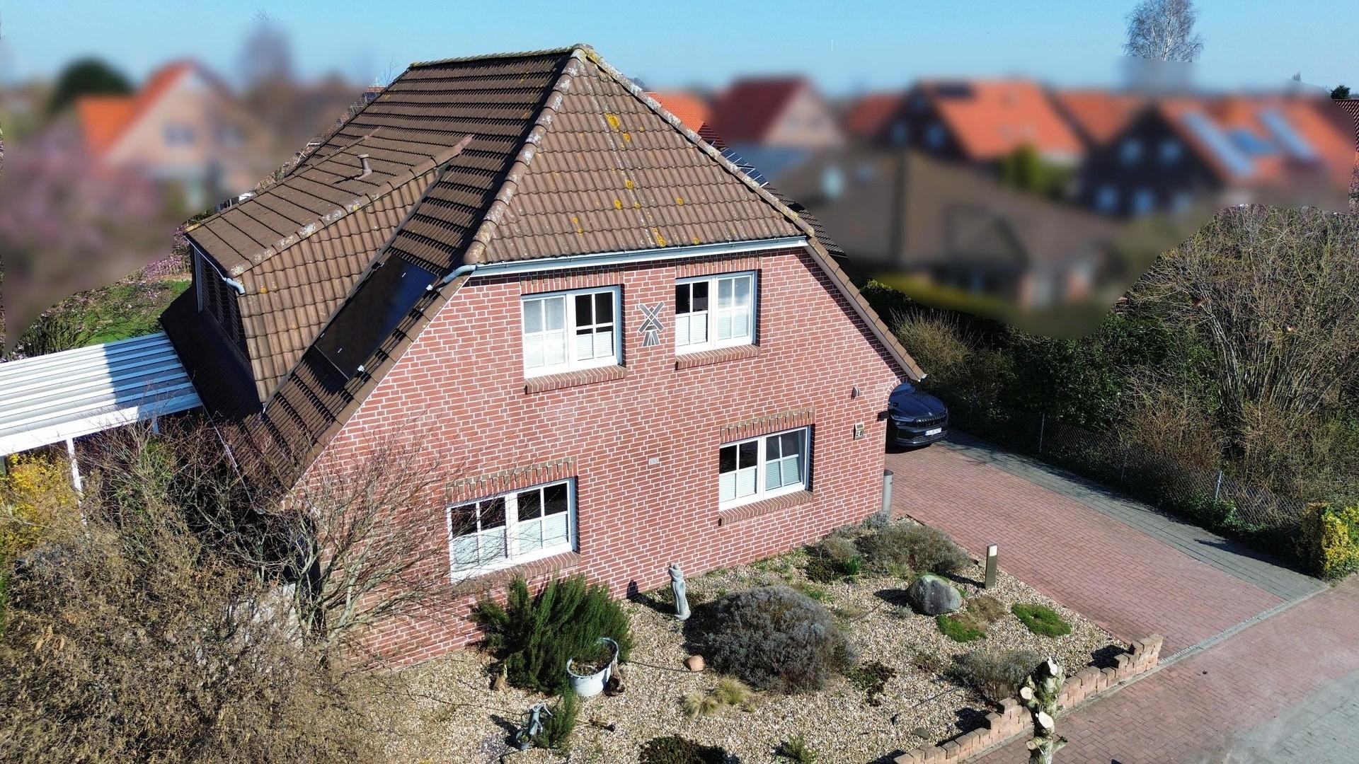 Vorderansicht des Hauses