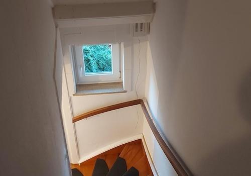 Treppe zwischen OG und DG