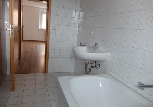 Muster Blick Bad zum Flur