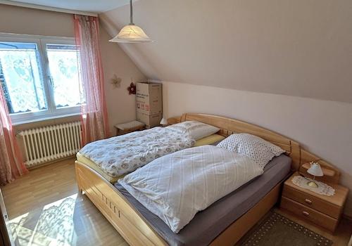 Schlafzimmer mit Bad en Suite