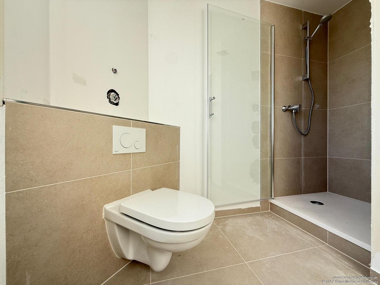 Bad mit ebenerdiger Dusche 