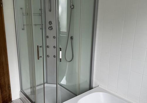 Badezimmer linke Seite