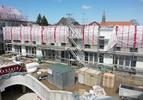 Innenhof-Bautenstand April 2026