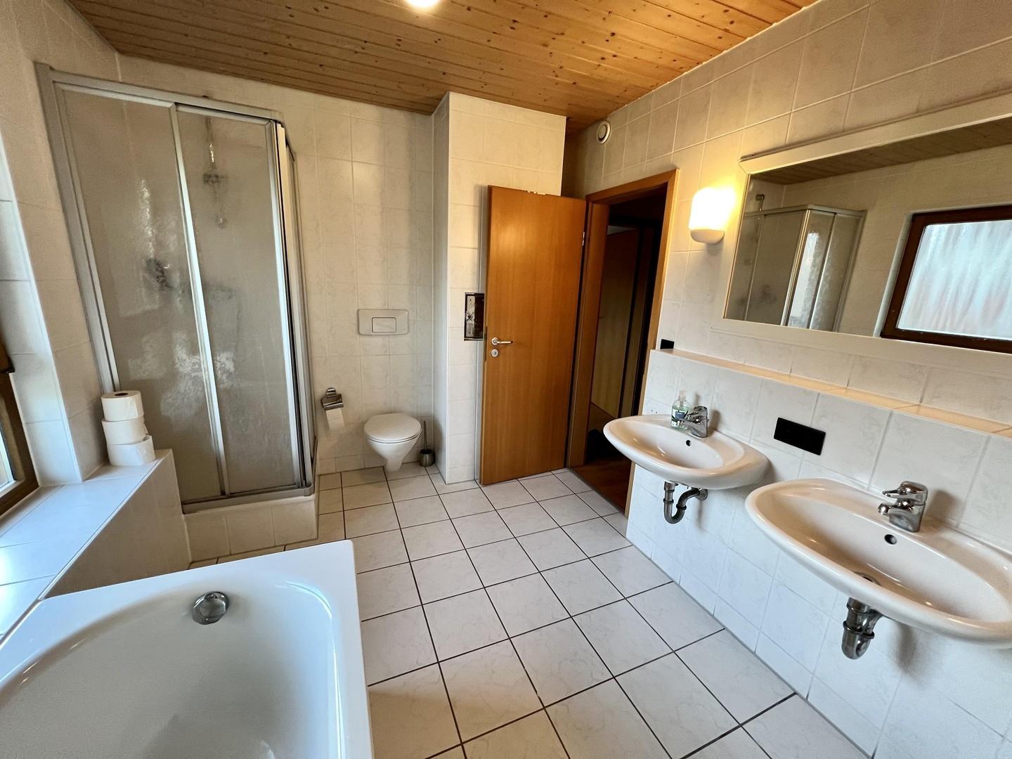 Badezimmer OG