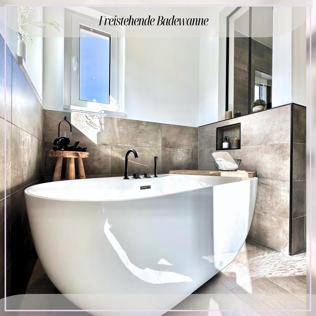 Badwanne freistehend