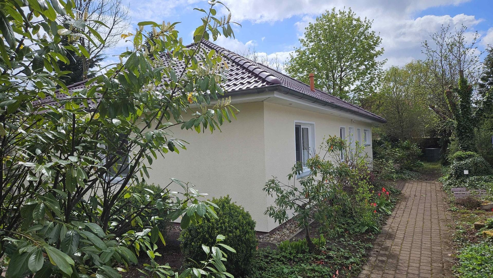 Übersicht von der Strasse