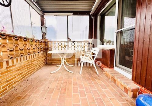 EG Terrasse / überdacht