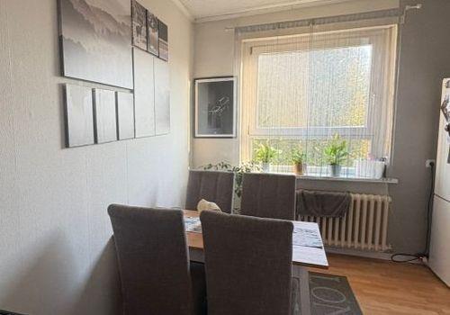 1c3220a9-8d6d-4a28-bd7b-98335c5afe7b