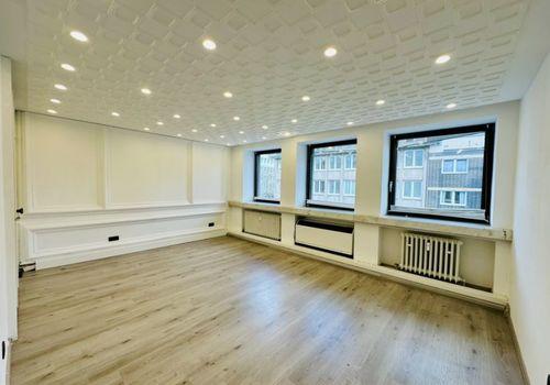 8BE000BB-9CE9-4376-8815-1F50DC328F09_1_105_c