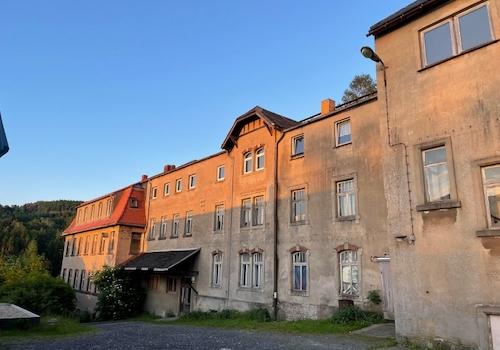 Die unteren Gebäudeteile (1)