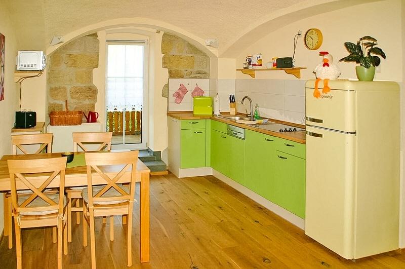 Ferienwohnung EG links