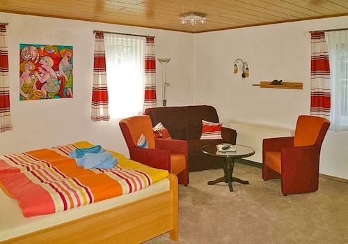 Ferienwohnung 1 OG rechts