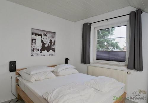 Blick ins Schlafzimmer