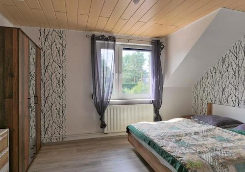 Blick ins Schlafzimmer