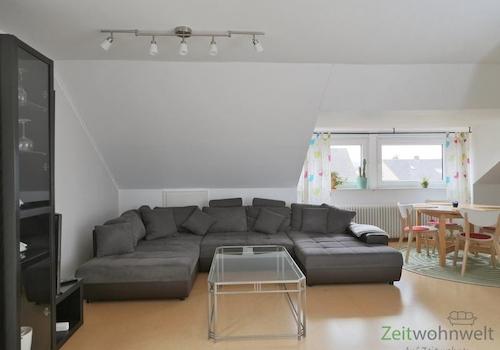 Blick ins Wohnzimmer