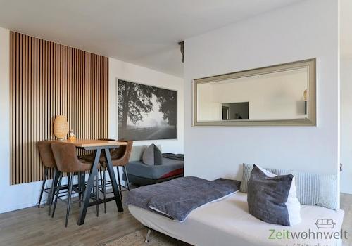 Esstisch mit 4 Hockern