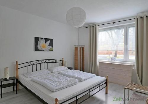 Blick ins Schlafzimmer