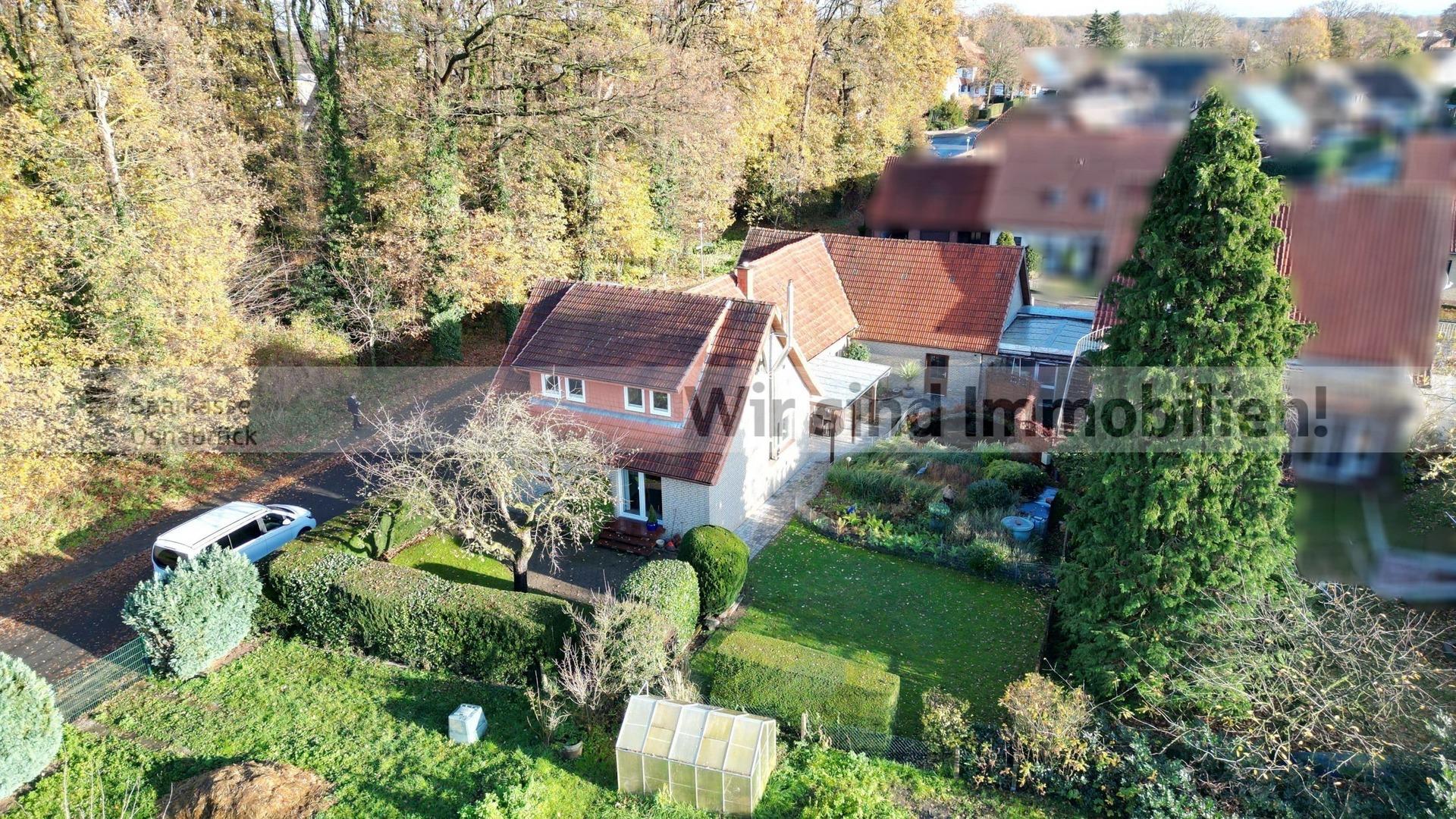 Seitenansicht und Gartensicht