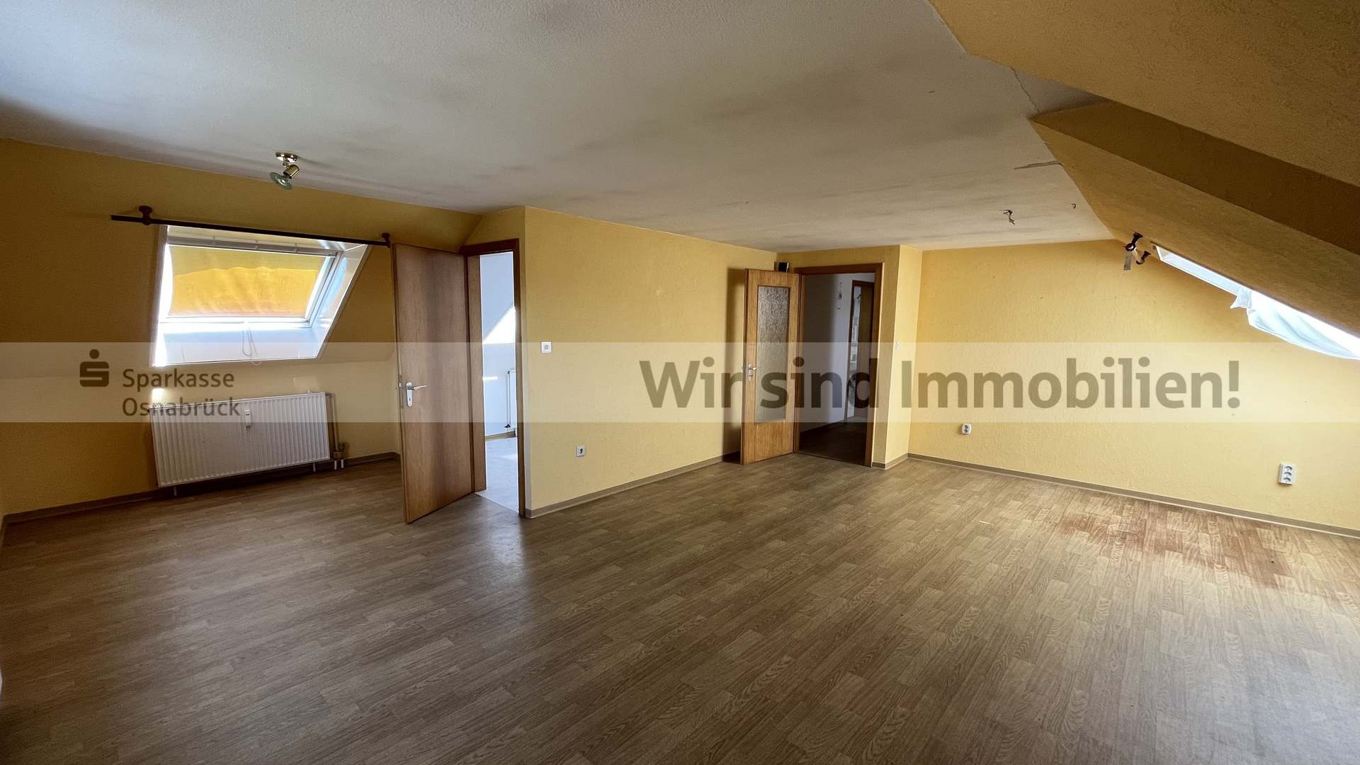 Wohnzimmer Wohnung DG