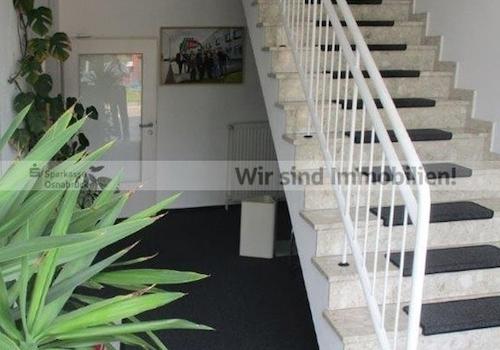 Treppenhaus im Bürotrakt