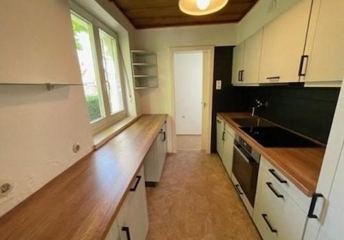 Küche EG + Speisekammer