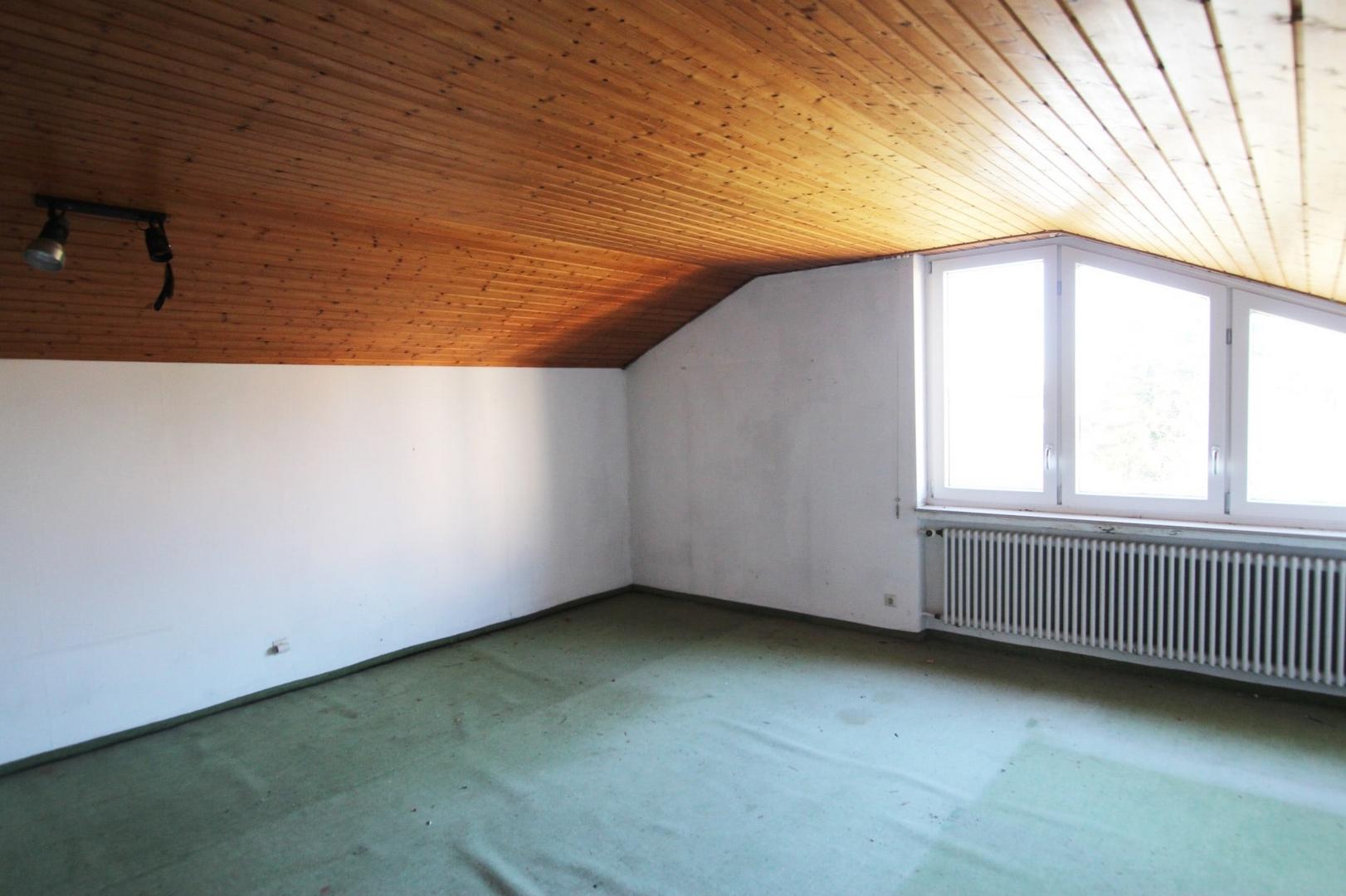 Arbeitszimmer im DG