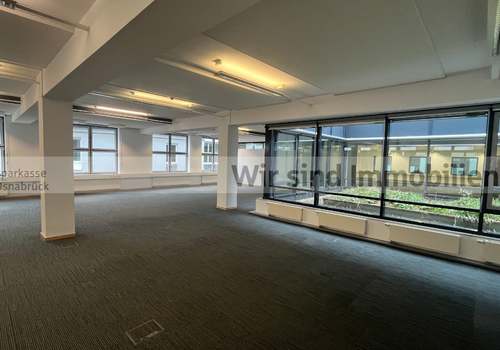 Bürofläche zum Innenhof