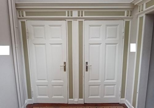 Zugang zu Büroräumen im Erdgeschoss Hauptgebäude