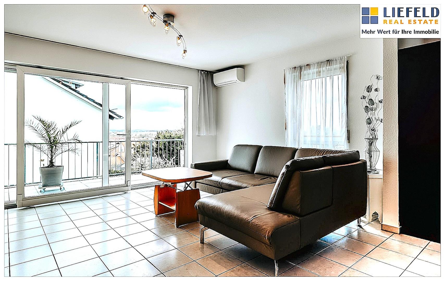 Wohnzimmer mit Ausblick