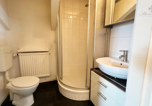 OG Wohnung mitte - Bad