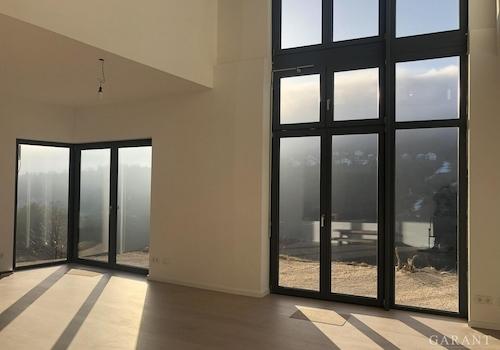 Luftraum über zwei Geschosse