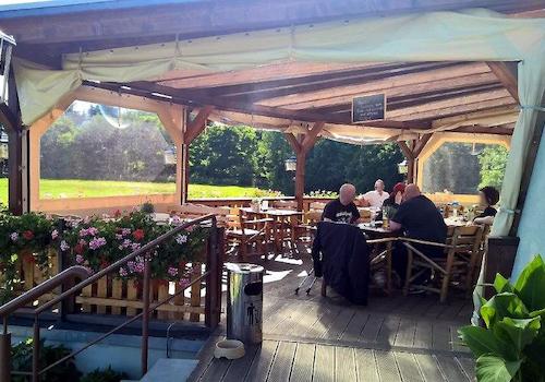 Gästeterrasse auch als Wintergarten