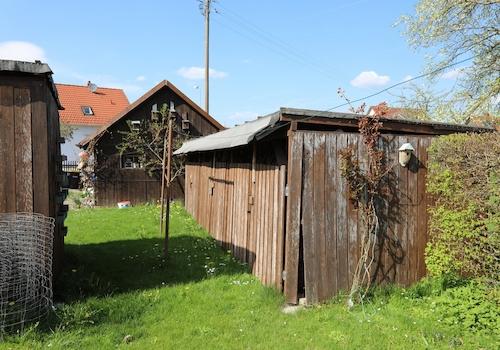 Garten aus Sicht Gartenhütte