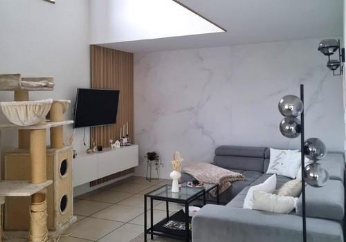 Wohnzimmer mit Luftraum