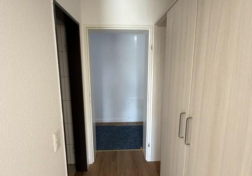 Zwischenflur mit Einbauschrank