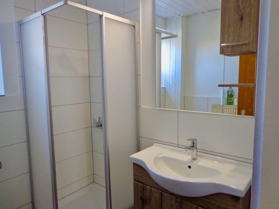 Duschbad_2_EG_Ramsen