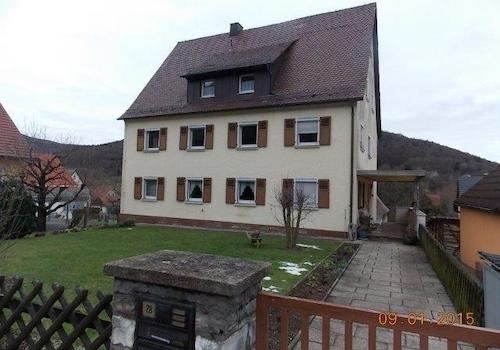 4-Zimmer-Wohnung im Erdgeschoss in Hohenstadt