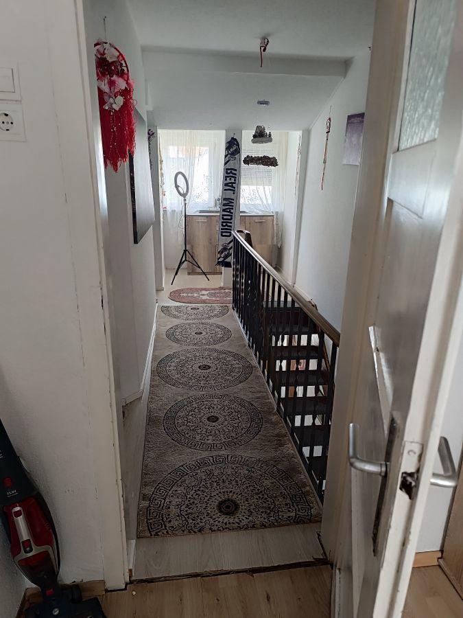 ae18ac78-0b18-4a2a-b29d-aa43c5630e90