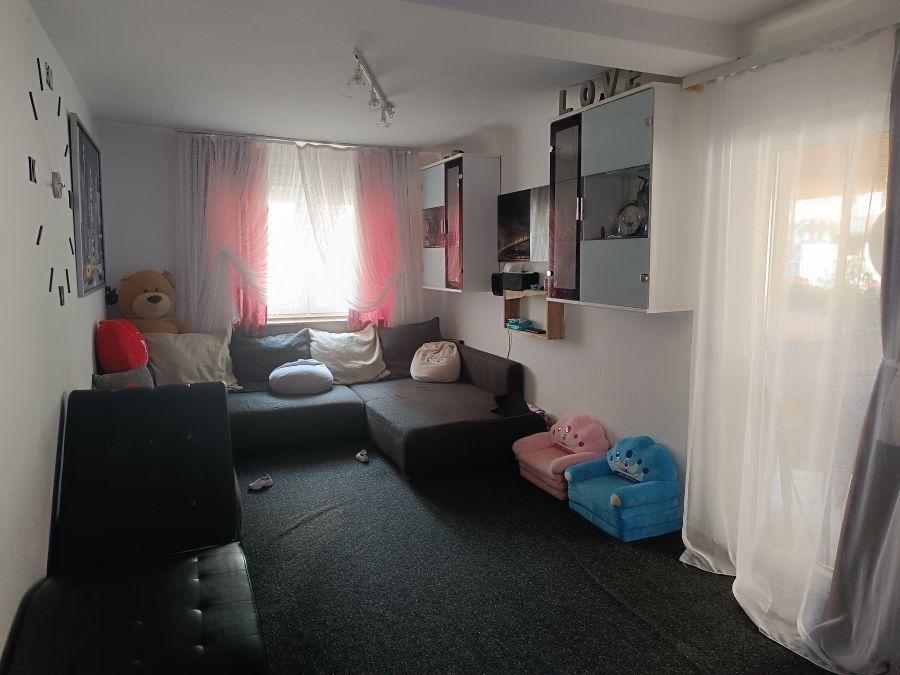 cd87dfa1-f532-4e85-b285-30d20041be94