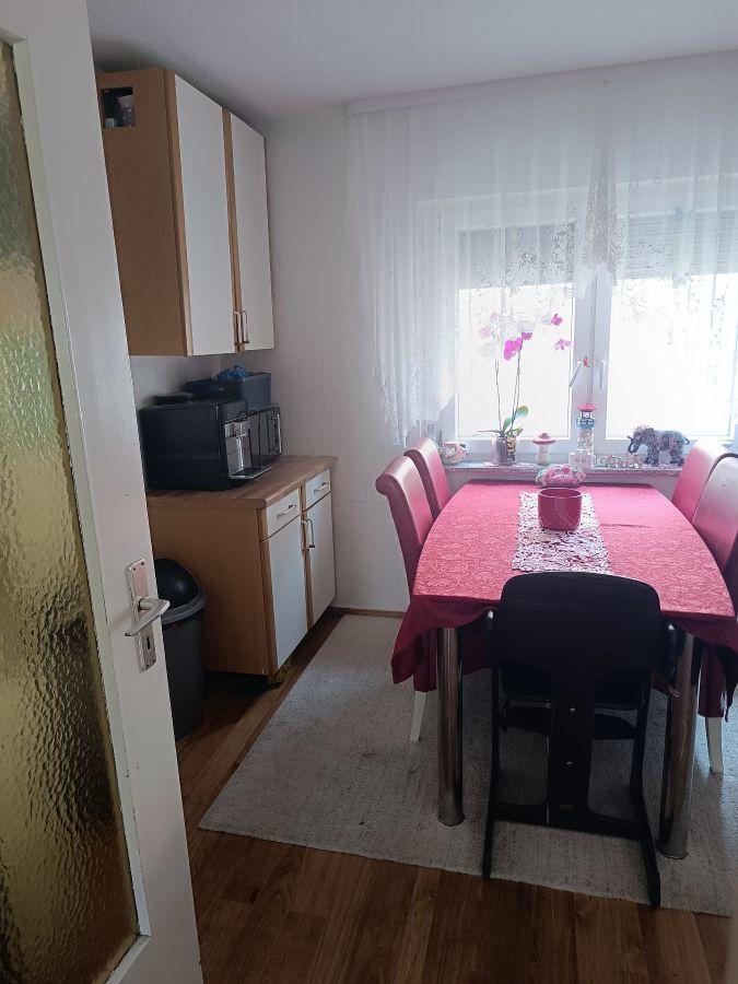 ae1a052a-5d73-469c-848e-f69307062f2d