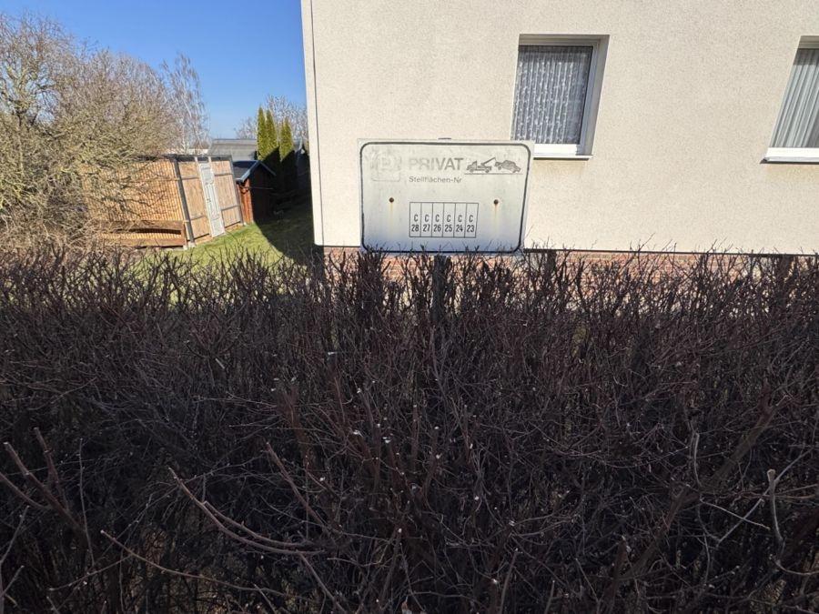 25 Beschriftung KFZ-Stellplätze Zwenkau C16_7339