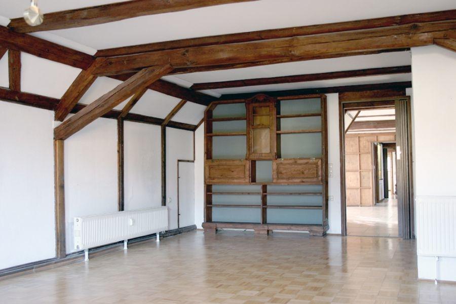 Wohnzimmer-gr.Mehrzweckraum